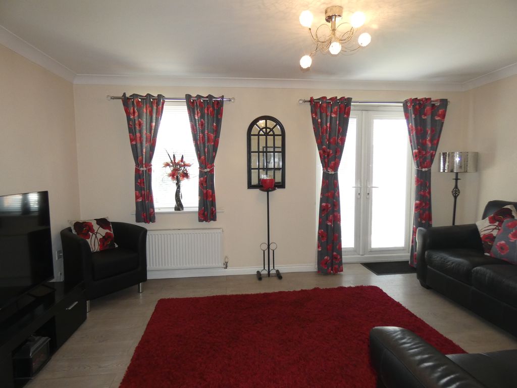 Lounge- click for photo gallery